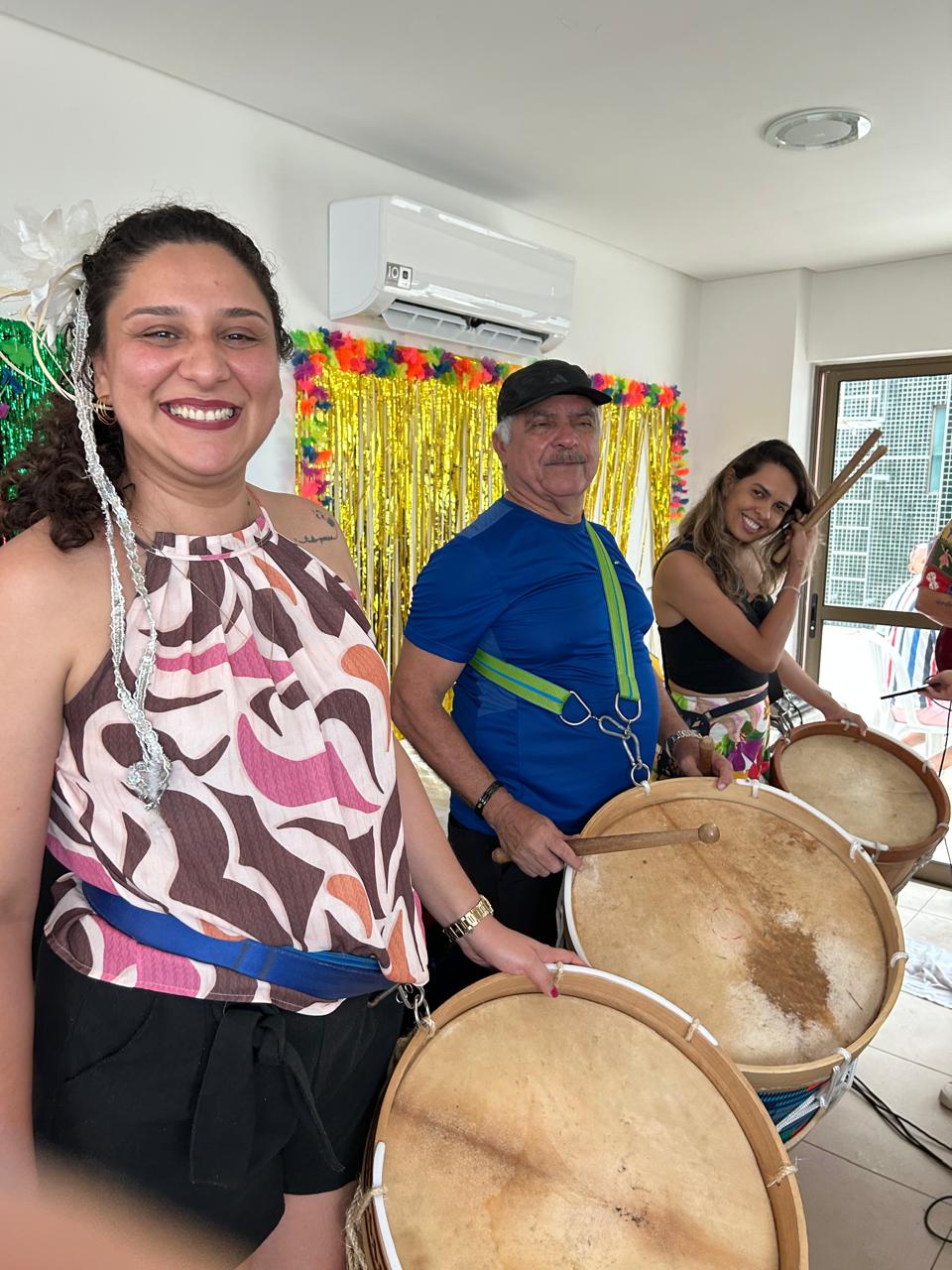 Seção de percussão posando
